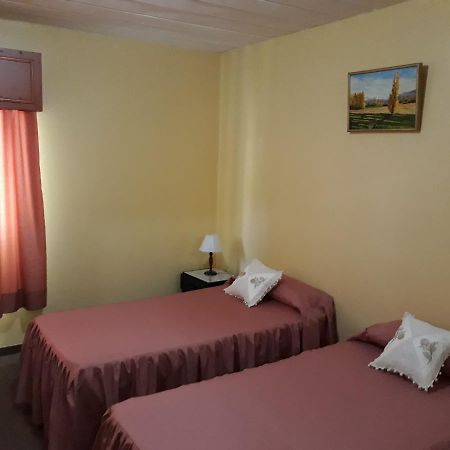 Hotel Upsala El Calafate Esterno foto